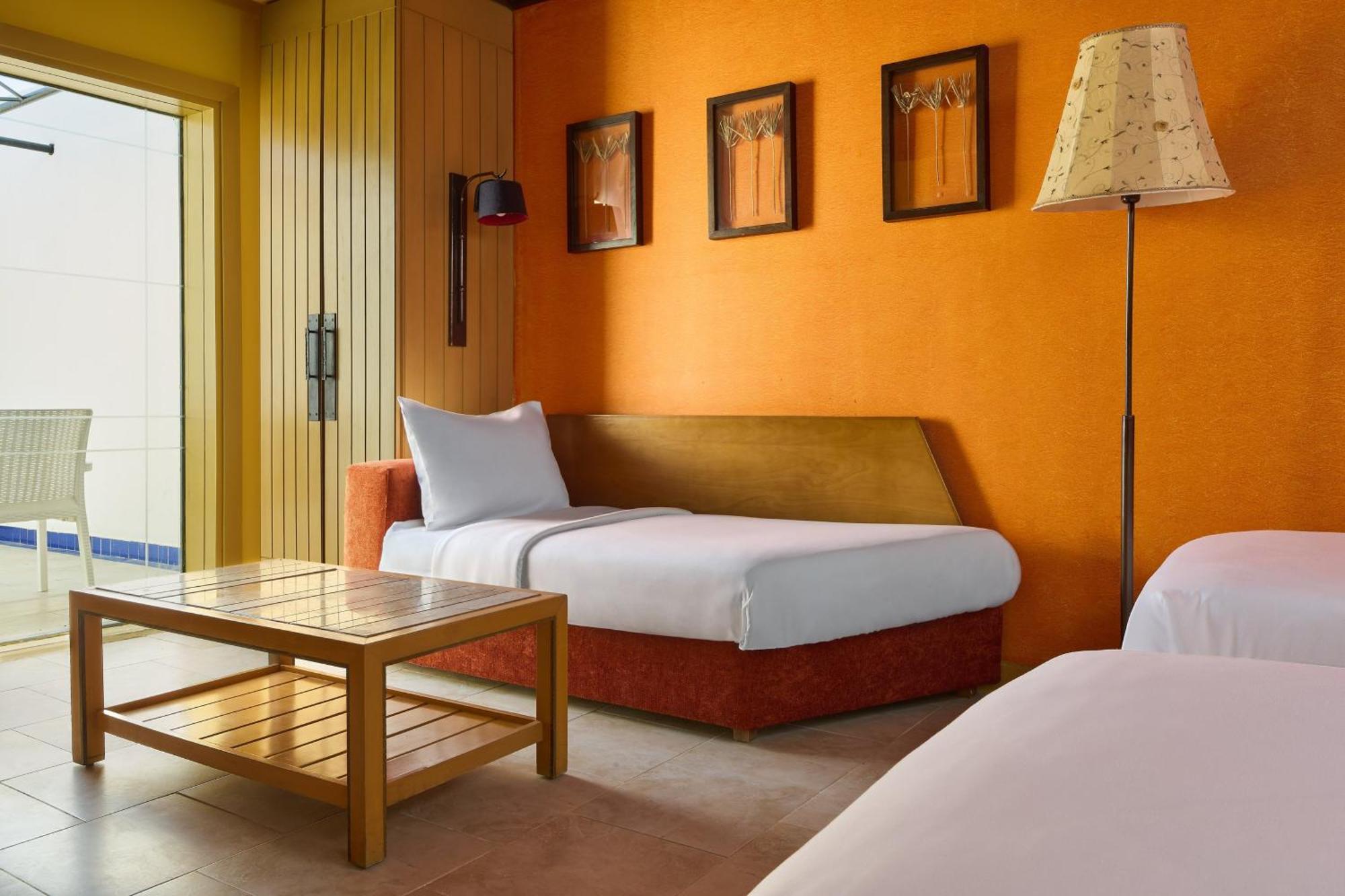 Retac Qunay Dahab Resort & Spa Exterior foto A room at the hotel