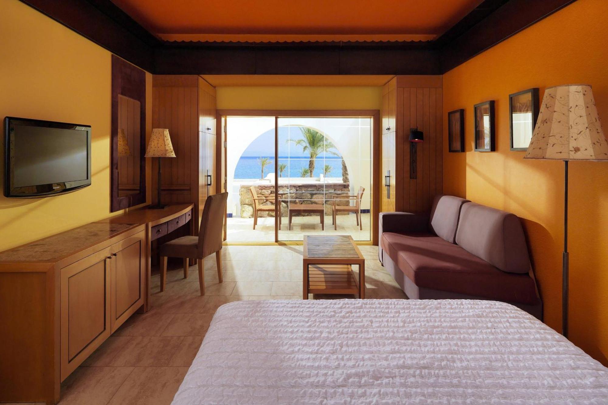 Retac Qunay Dahab Resort & Spa Exterior foto A room at the hotel